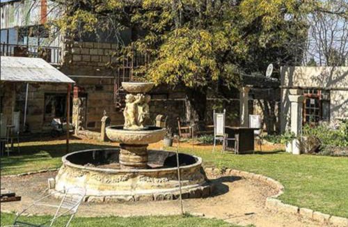 Ficksburg House | The Green Acorn Guest House