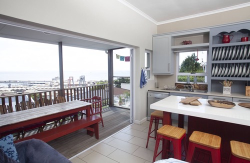 Simon's Town House | The Grosvenor Guest House