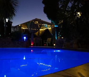 Vanderbijlpark House | The Guesthouse
