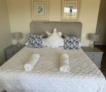 Plettenberg Bay House | "THE HARVEY's" - 18 Lynnwood Estate, Plettenberg Bay