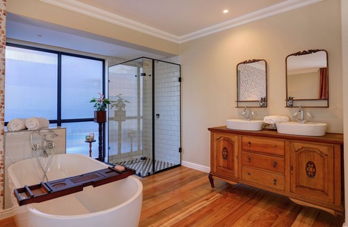 George Hotel | The Hawthorn Boutique Hotel