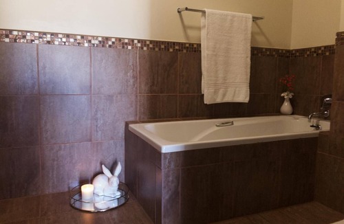 Ga-Segonyana House | The Hedge Guesthouse
