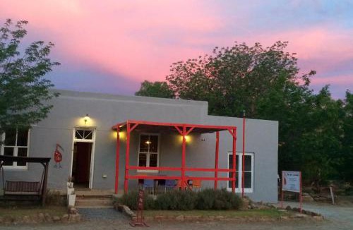 Nieu-Bethesda House | The Ibis Lounge
