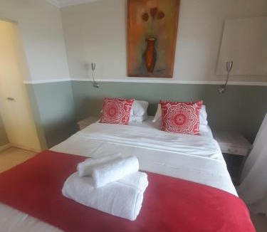 Port Alfred House | The Lookout Guest House