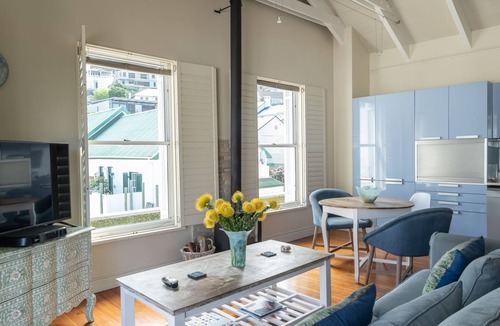 Kalk Bay Hotel | The Majestic Apartment