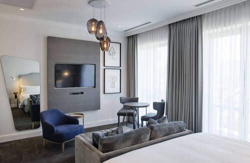 Victoria and Alfred Waterfront Hotel | The Manor House at the Queen Victoria Hotel by NEWMARK