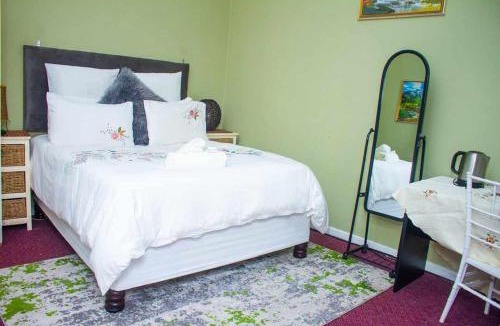 King William's Town Bed & Breakfast | The Manse