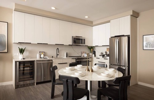 Heritage District Condo | The Martin 1BR Condo | Family Friendly & Relaxing Stay
