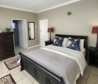 Queenstown Bed & Breakfast | The Mountain Lodge