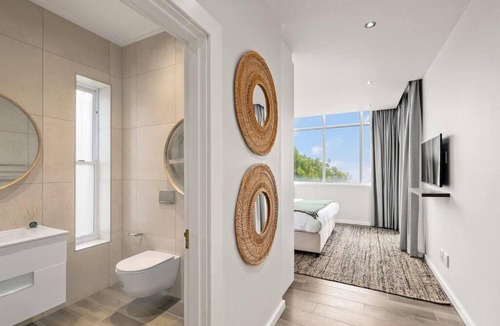 Clifton Apartment | The Number Collection 5101