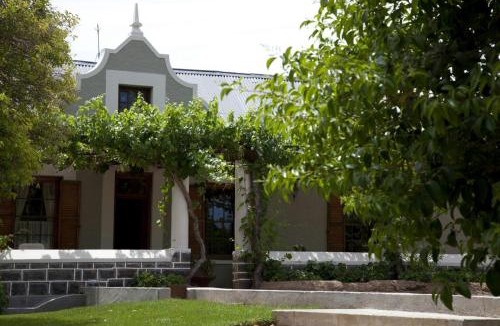 Beaufort West House | The Old Farmhouse - Farm Stay