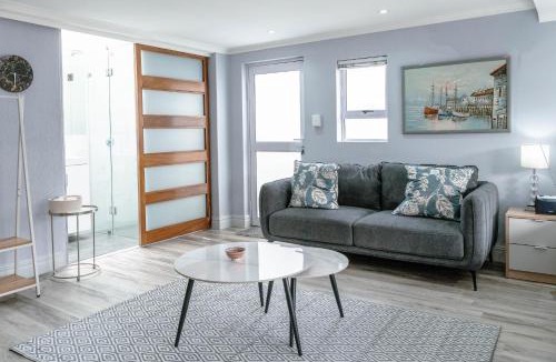 Milnerton Apartment | The One on Pienaar