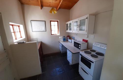 Nieu-Bethesda Hostel | The Owlhouse Backpackers