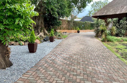 Nelspruit Apartment | The Owls Thatch Guestcottage