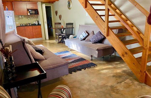 Nelspruit Apartment | The Owls Thatch Guestcottage