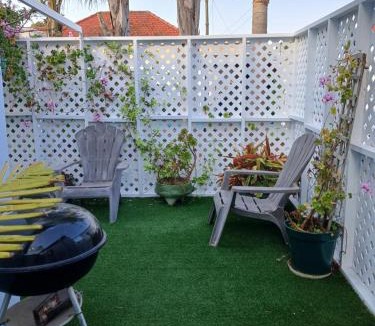 Pinelands Apartment | The Palm in Pinelands