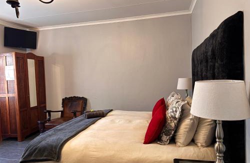 Cradock Apartment | The Palms Venue & Accommodation