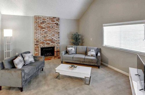 Almaden House | The Pearl on McAbee