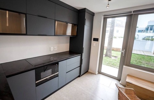 Sunset Beach Apartment | The Pool-Suite @ Oocean 9