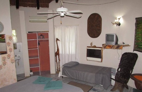 Thorny Bush Game Reserve House | The revamped riverside Kruger Park Type rondawel with Kitchen and Satellite TV