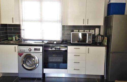 Rondebosch Apartment | The Rondebosch on Belmont