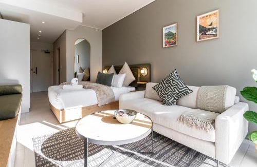 Bo'Kaap Apartment | The Rose 507: Studio Apartment with Rooftop Pool