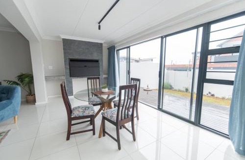 Humewood Apartment | The Sapphire