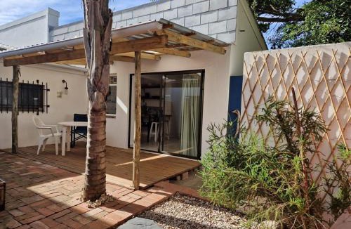 Summerstrand Apartment | The Seabird Cottage