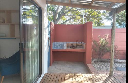 Summerstrand Apartment | The Seabird Cottage