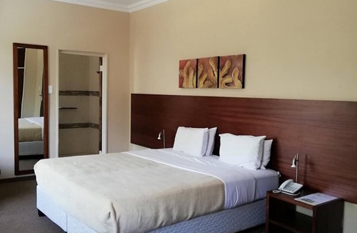 Vanderbijlpark Hotel | The Shakespeare Inn