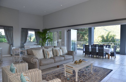 Kosmos House | The Shore House