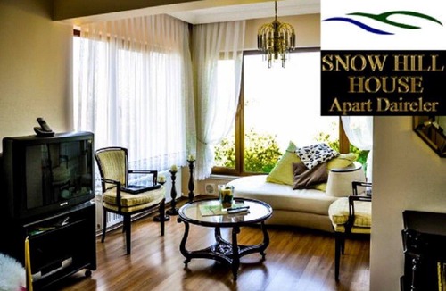 Masukiye House | The Snow Hill House Manolia