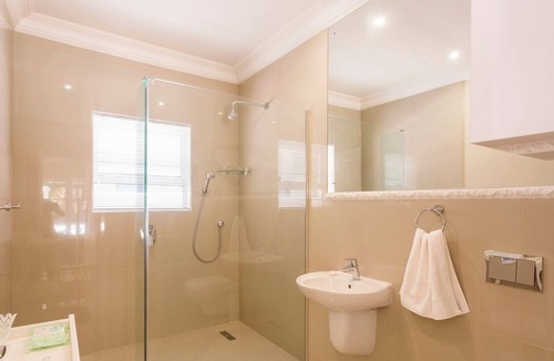 Summerstrand Apartment | "the Studio" at Brighton Manor no69