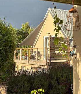 Hunter's Home Apartment | The Studio in Knysna