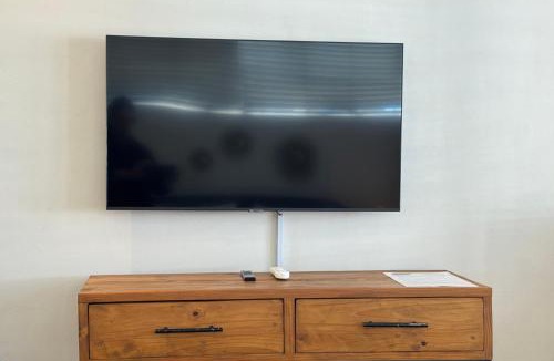 Flamingo Vlei Apartment | The Tableview Garden Room