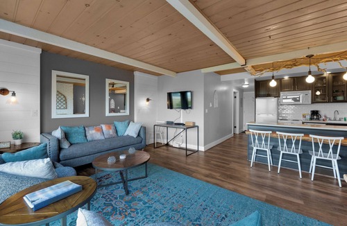 Seaside Condo | The Tides by the Sea - Entire rental unit in Seaside, Oregon, United States