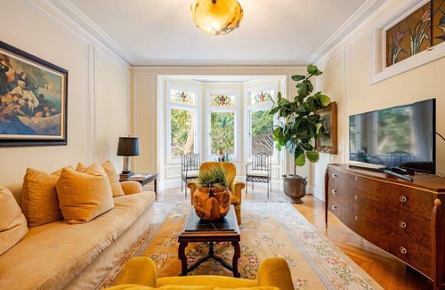 Nob Hill Cabin | The Tony Bennett Suite, with private balcony, atop of Nob Hill