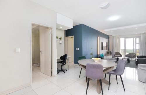 Greater Johannesburg Metropolitan Area Apartment | The Tyrwhitt Rosebank