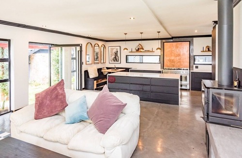 Greater Johannesburg Metropolitan Area Hotel | The Urban Sanctuary Boutique Hotel