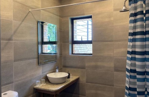 Metsimaholo House | The Vaal Guesthouse