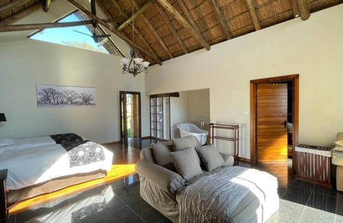 Metsimaholo House | The Vaal Guesthouse