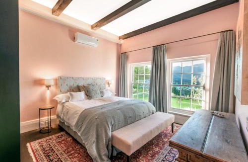 Franschhoek Villa | The Vineyard Cottage by L' Amitie Estate
