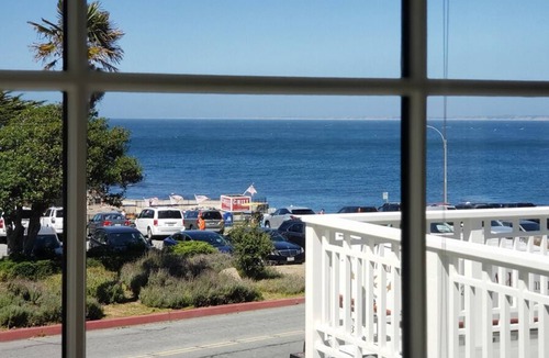 Pacific Grove House | The White House - Pacific Grove Beach House - Oceanfront Lovers Point