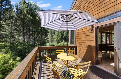 Alpine Meadows Ski Chalet | The Wildhaus · Creekside Hot Tub · Dog Friendly