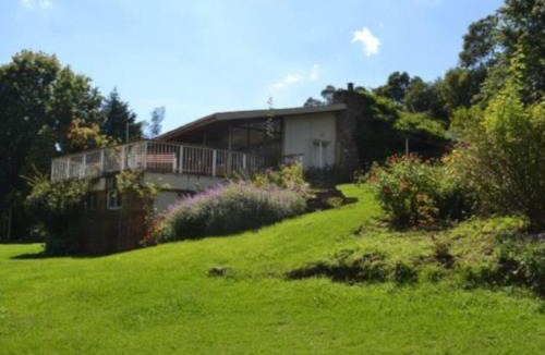 Drakensberg Gardens Apartment | Thekwane Nest and Ondini Self catering cottages
