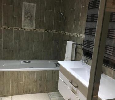 Merrivale Apartment | Thornville Guesthouse Diamond