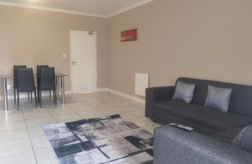Tshwane Apartment | Three Bedroom Apartment At The Blyde