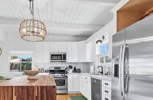 Aptos House | Tiki Tides