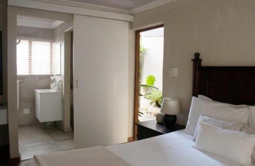 Pennington Apartment | Tinroofs Cottage