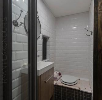 Port Elizabeth House | Tiny Home Trails End
